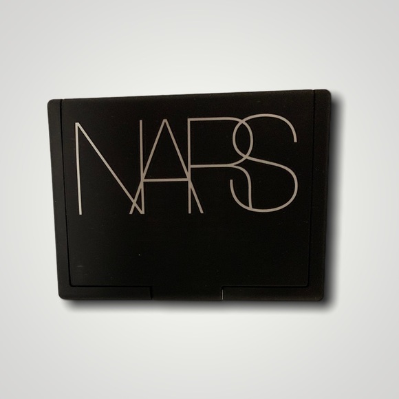 🎉HP🎉 NARS POWDER FOUNDATION MED/DARK2 SYRACUSE 6206 - Picture 3 of 4